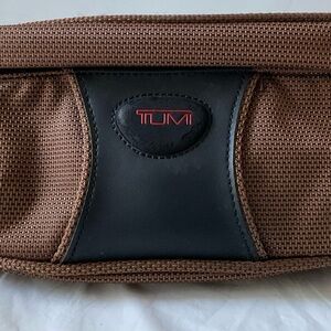 TUMI T2 Pewter Ballistic Nylon Waist Fanny Pack Belt Bag